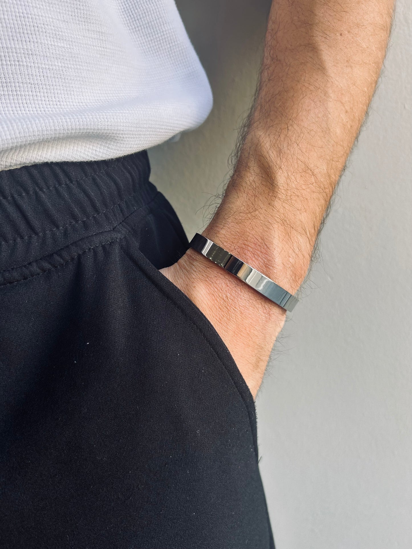 ΑΣΗΜΙ ΧΕΙΡΟΠΕΔΑ