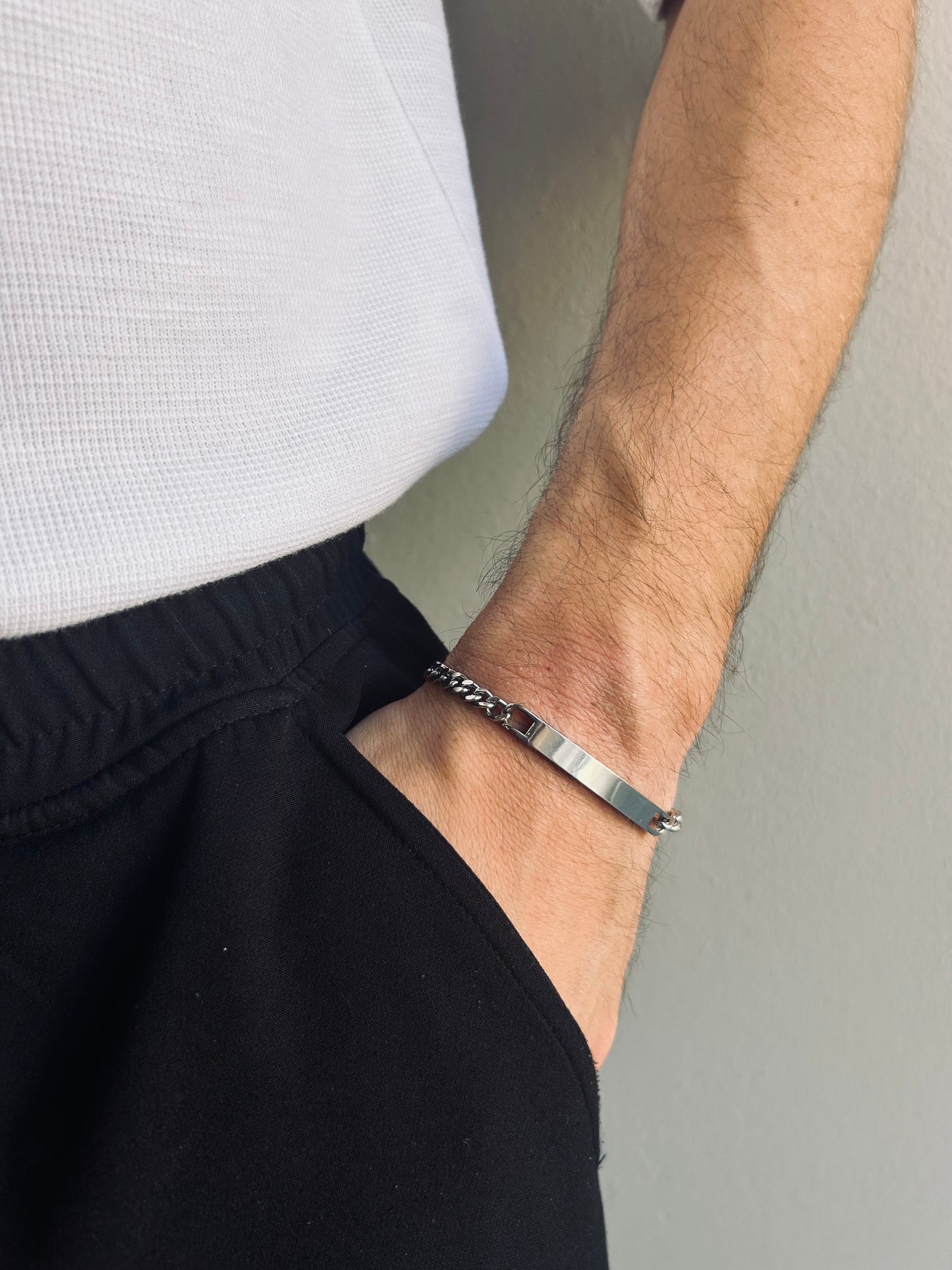 ΑΣΗΜΙ ΧΕΙΡΟΠΕΔΑ