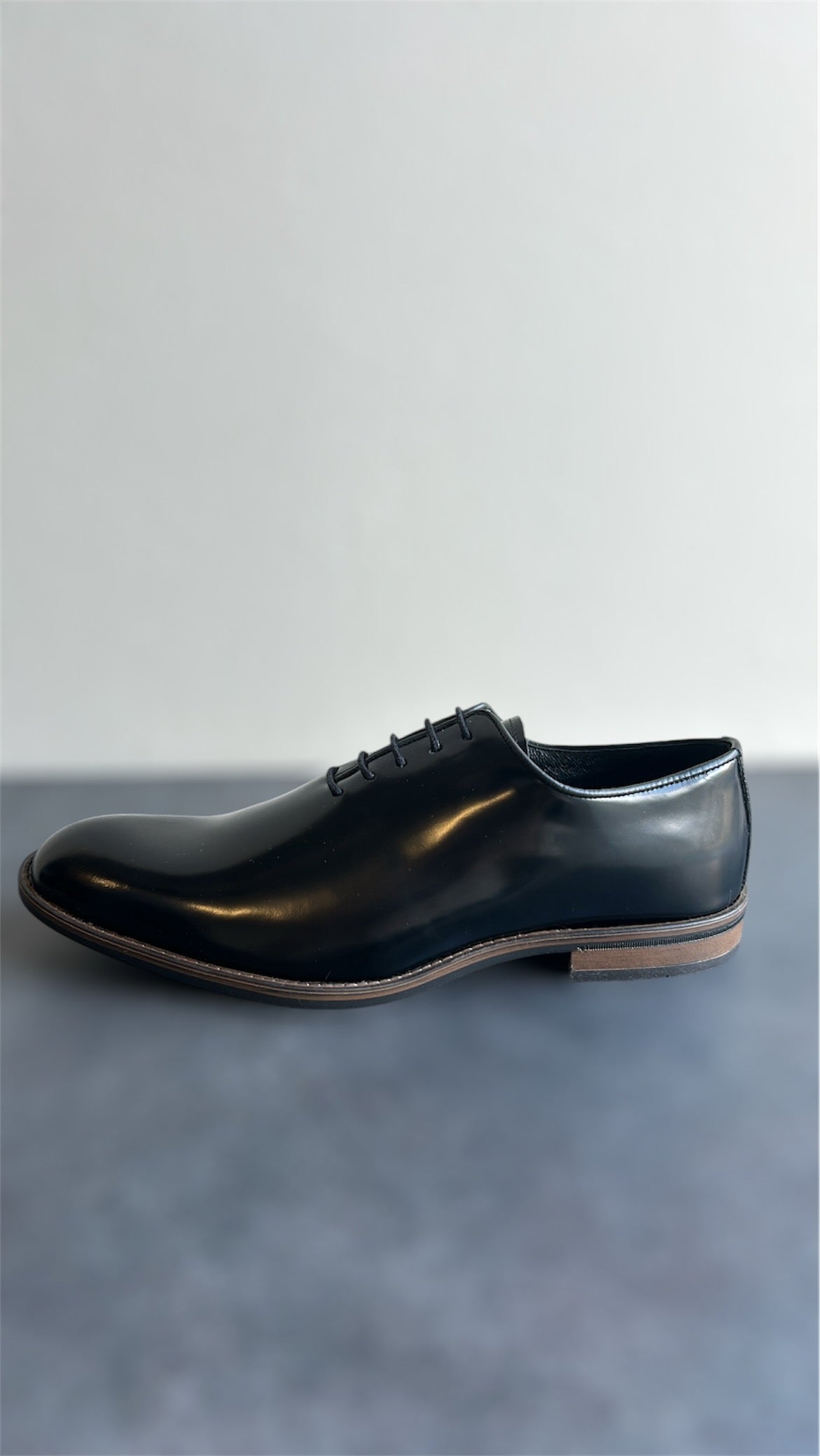 ΜΑΥΡΟ ΔΕΡΜΑΤΙΝΟ LACE-UP