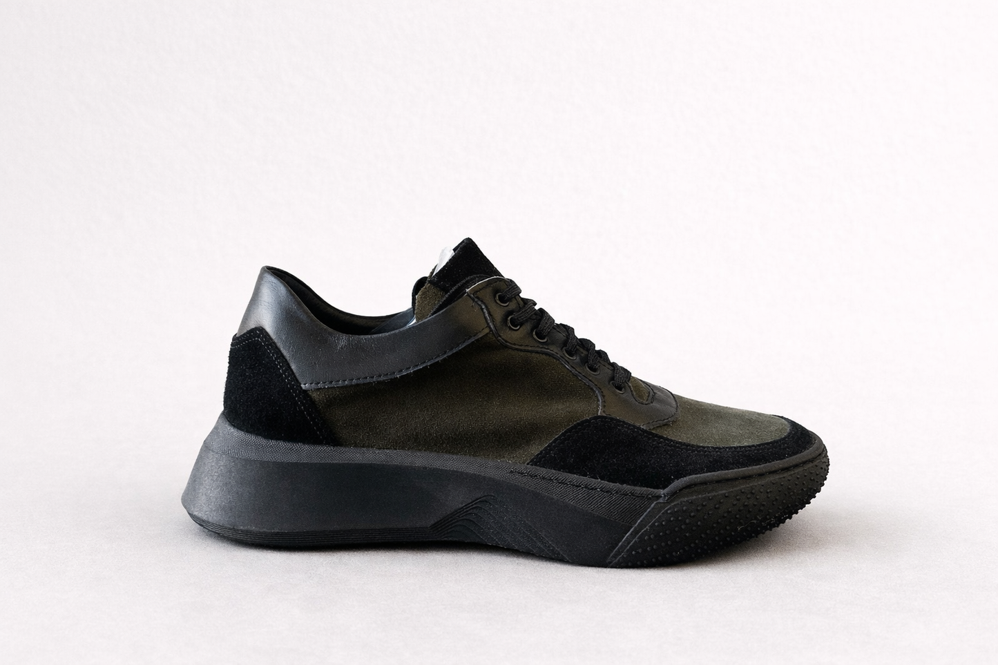 ΔΕΡΜΑΤΙΝΟ SNEAKER ΛΑΔΙ-ΜΑΥΡΟ ΚΑΣΤΟΡΙ