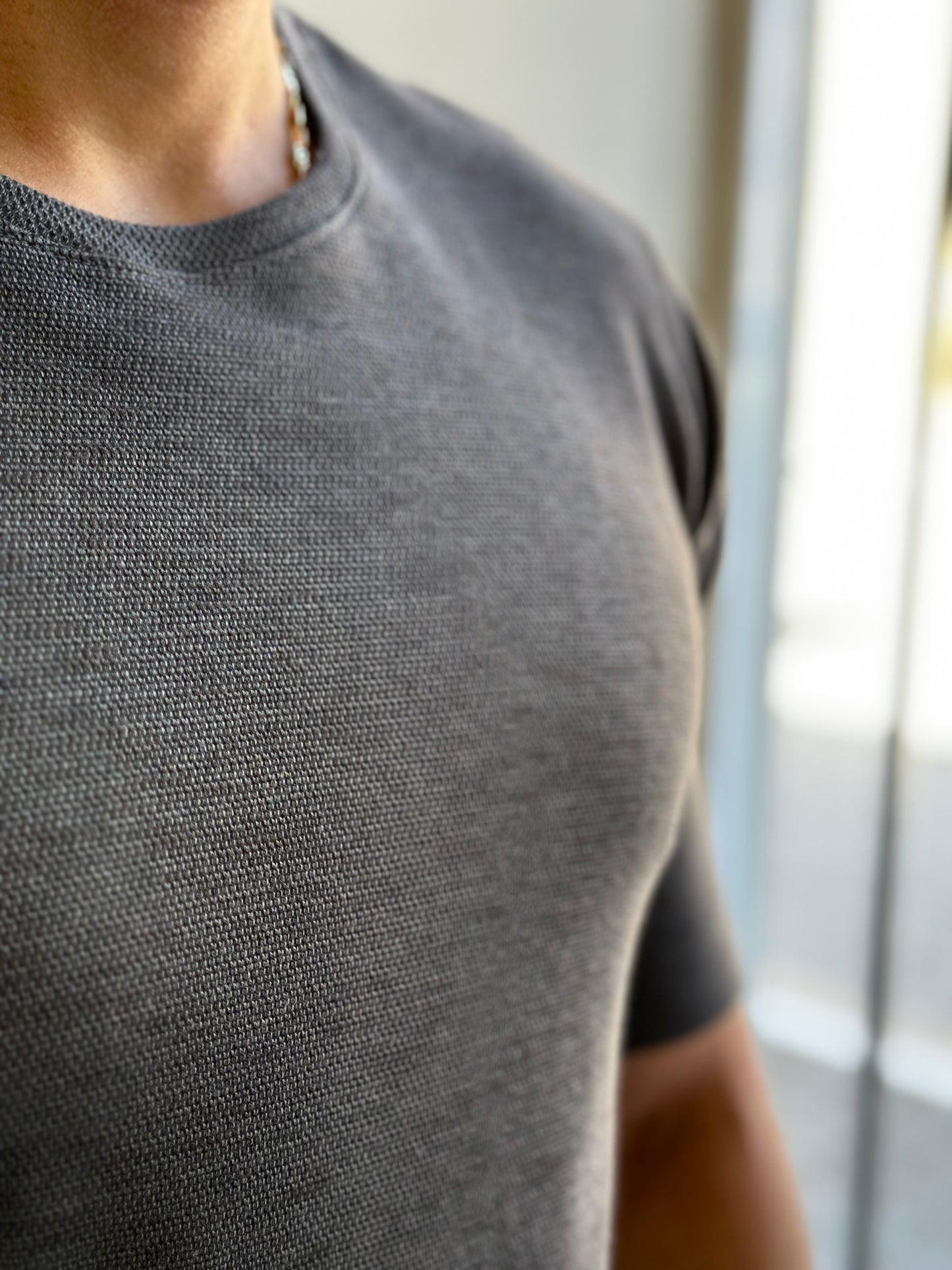 ΓΚΡΙ T-SHIRT -BLACK
