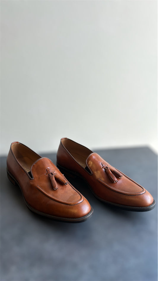 ΚΑΦΕ ΔΕΡΜΑΤΙΝΟ LOAFER ΜΕ ΦΟΥΝΤΑΚΙΑ