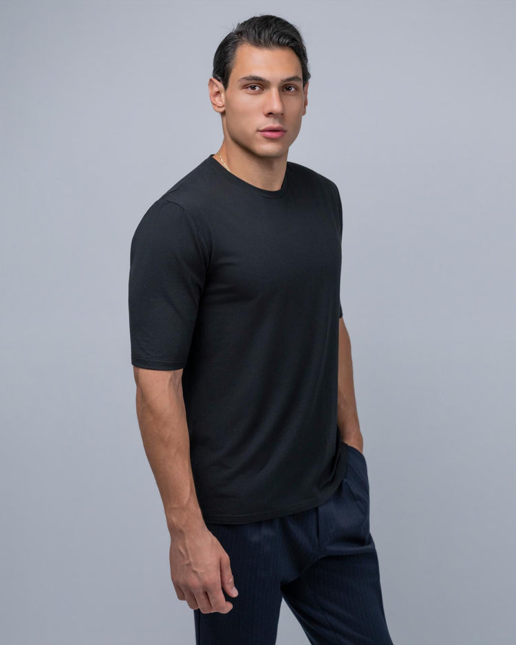 BASIC T-SHIRTS