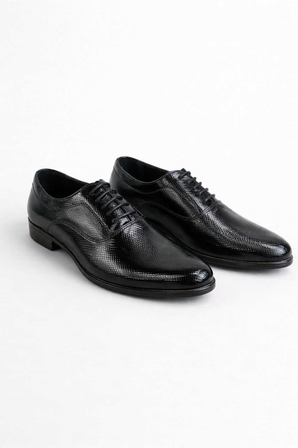 ΜΑΥΡΟ ΛΟΥΣΤΡΙΝΙ LACE UP