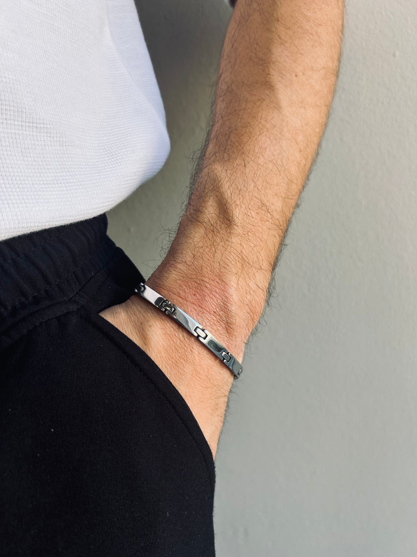 ΑΣΗΜΙ ΧΕΙΡΟΠΕΔΑ