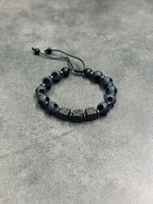 ΒΡΑΧΙΟΛΙ ΜΕ ΧΑΝΤΡΕΣ