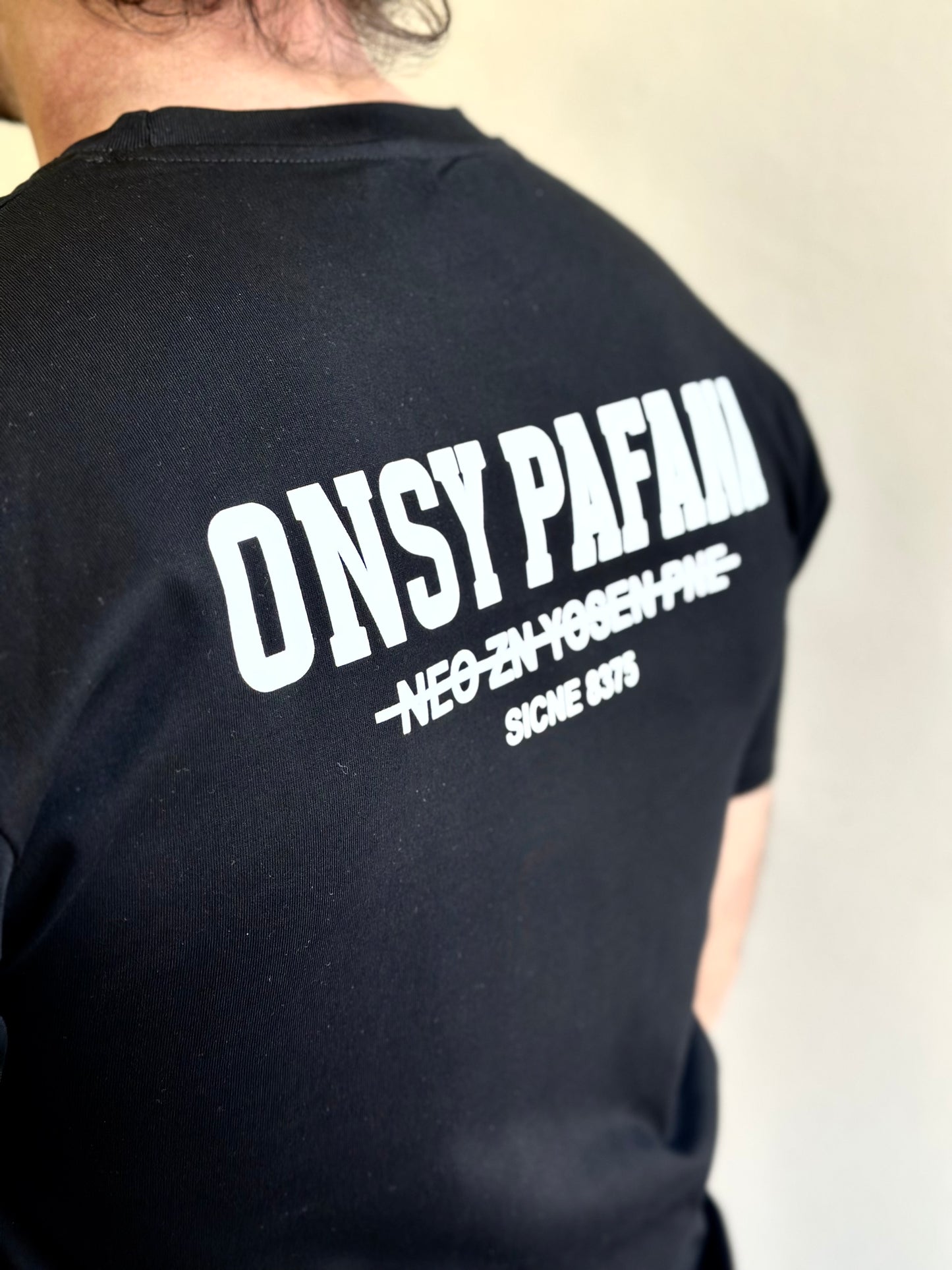 T-SHIRT ΣΕ ΔΥΟ ΧΡΩΜΑΤΑ