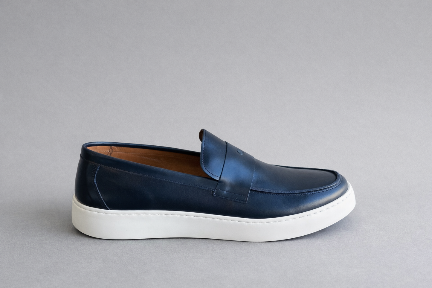 ΜΠΛΕ ΔΕΡΜΑΤΙΝΑ LOAFERS