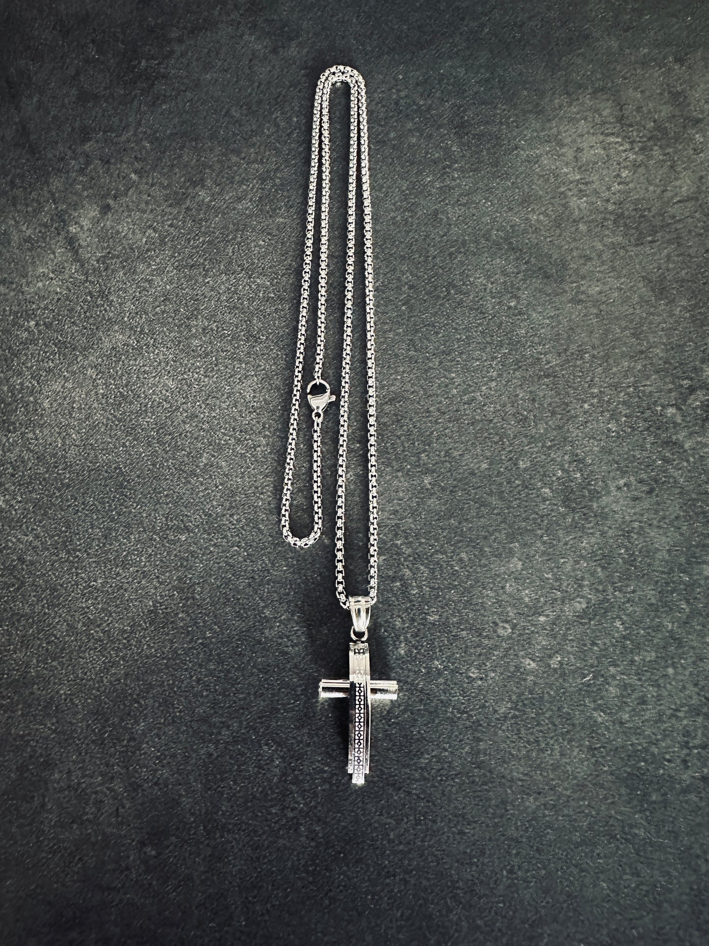 ΣΤΑΥΡΟΣ ΧΡΩΜΑΤΟΣ ΑΣΗΜΙ ΜΕ ΑΛΥΣΙΔΑ