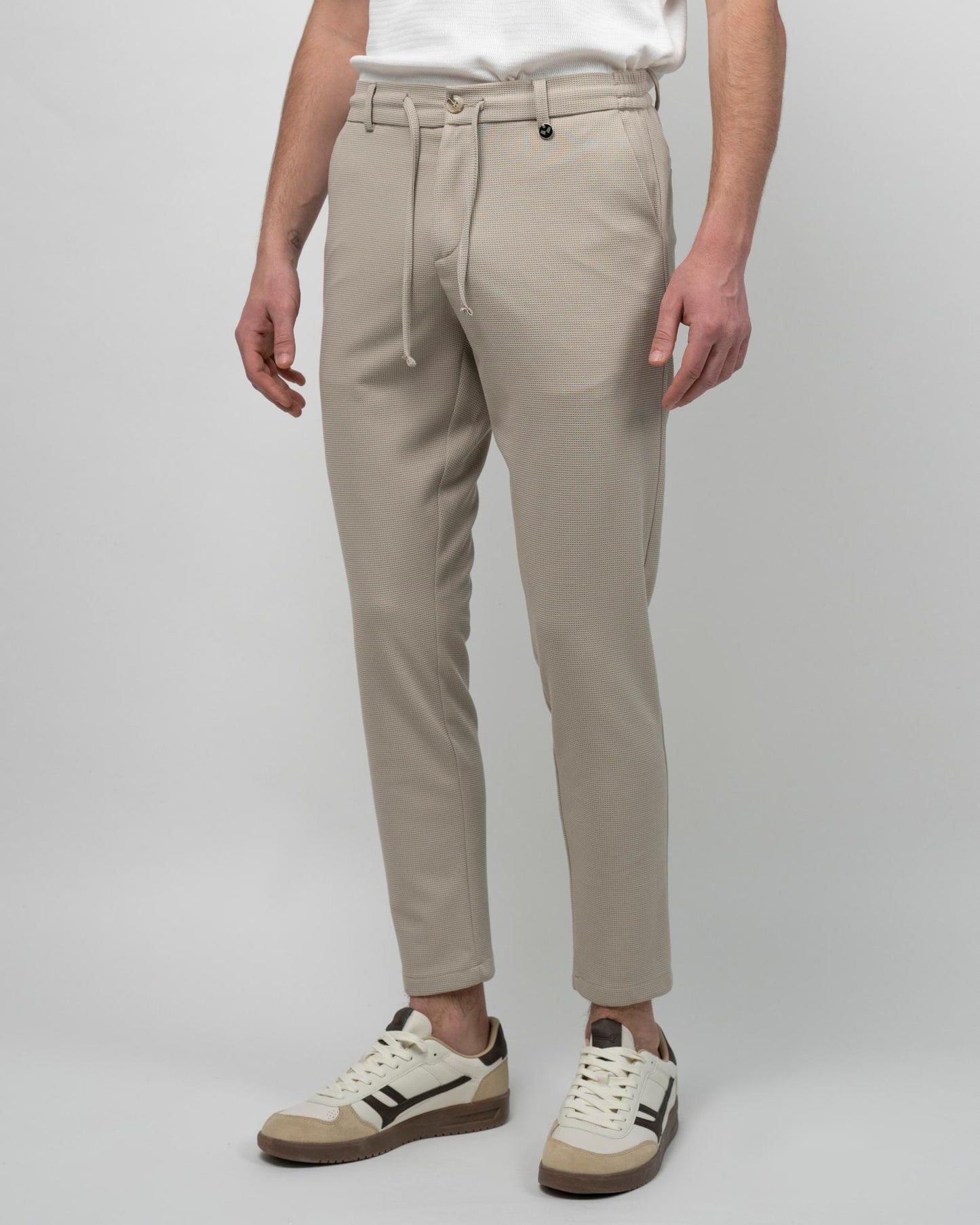 ΜΠΕΖ ΕΛΑΣΤΙΚΟ ΠΑΝΤΕΛΟΝΙ ΣΕ ΣΧΕΔΙΑΣΤΙΚΟ ΥΦΑΣΜΑ ΜΕ ΚΟΡΔΟΝΙ ΚΑΙ ΛΑΣΤΙΧΟ ΣΤΟ ΠΛΑΙ-DEZIGN